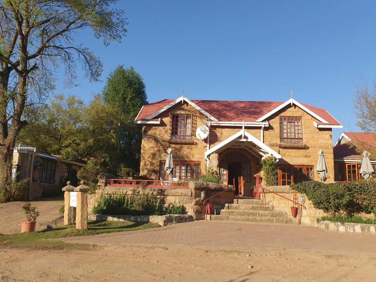 Lake Clarens Guest House ภายนอก รูปภาพ