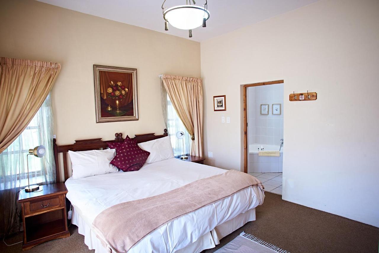 Lake Clarens Guest House ภายนอก รูปภาพ