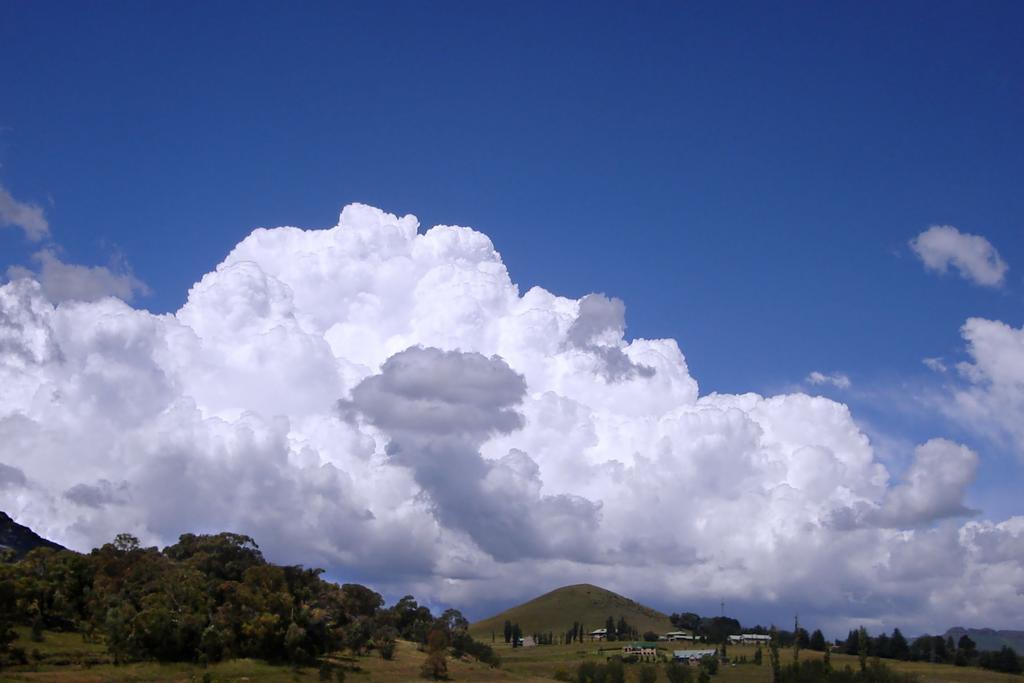 Lake Clarens Guest House ภายนอก รูปภาพ