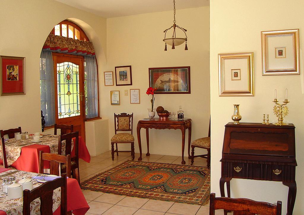 Lake Clarens Guest House ภายนอก รูปภาพ